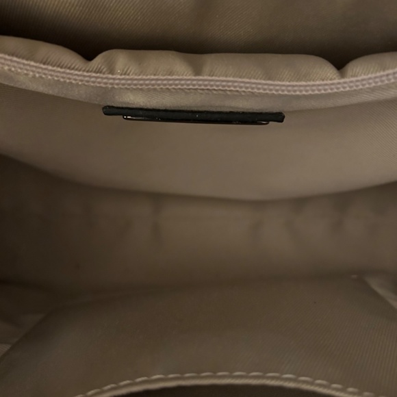 Handbag - Picture 3 of 5